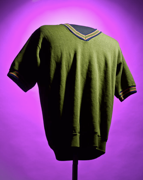 Shirt worn by Kurt Cobain (Spin Magazine cover, 1993).