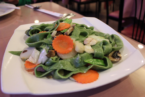 Shanghai Garden Vegetable BarleyGreen Chow Mein