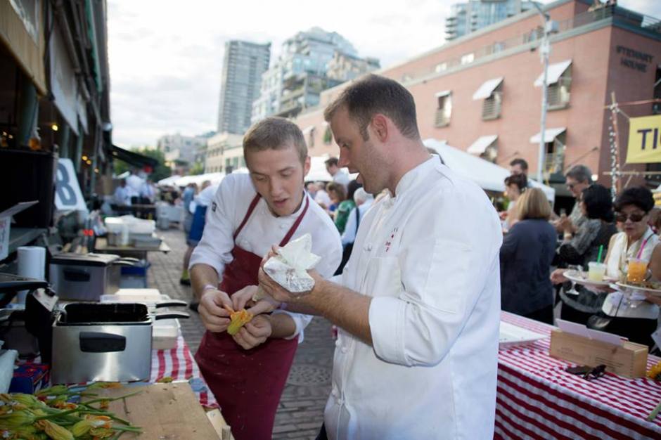 1003522_10151553443837051_1277077182_n